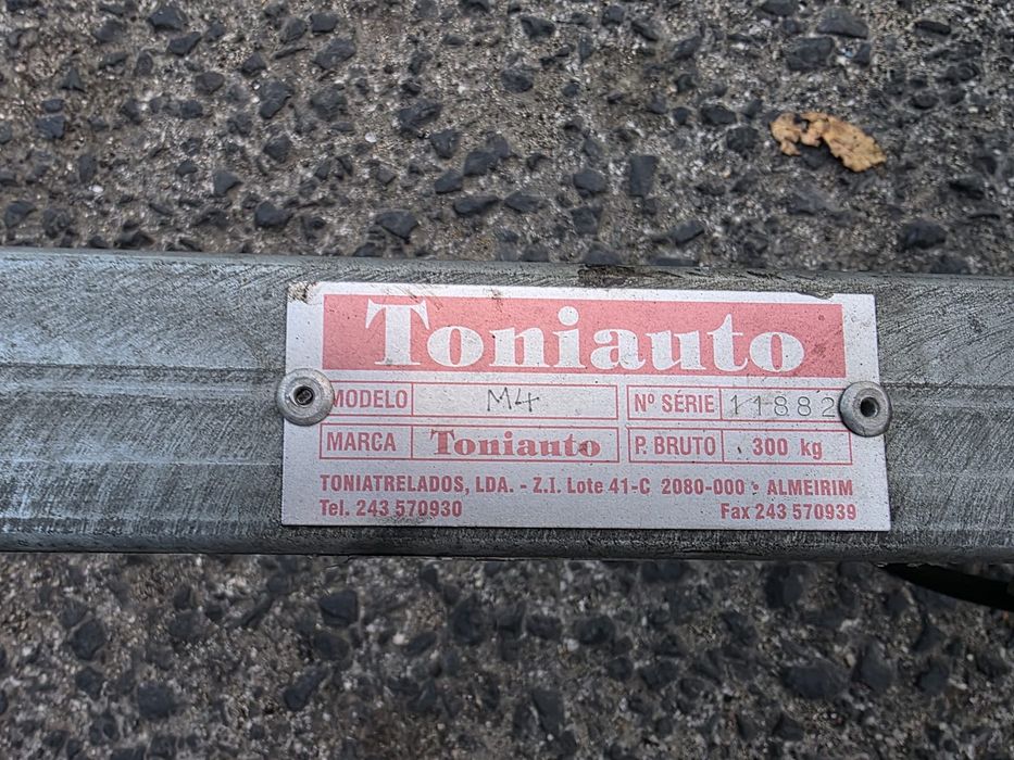 Atrelado TONIAUTO basculante