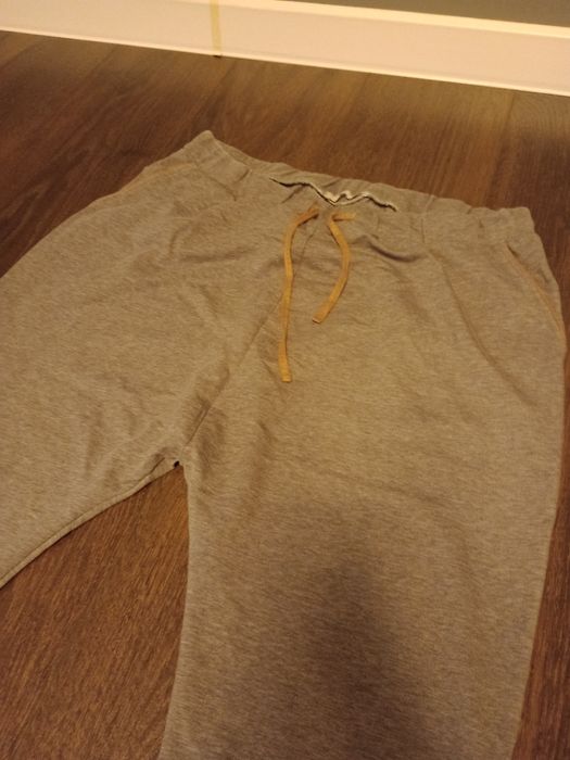 dres damski marki DryWash, rozm XL (szare) stan idealny, super wygoda!