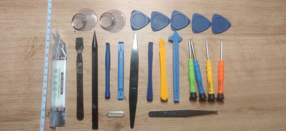 Инструмент для ремонта телефонов