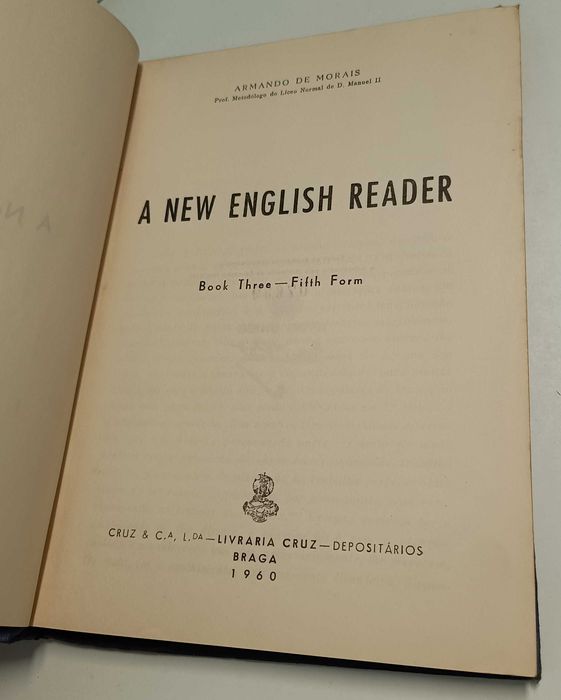 A new English reader, de Armando de Morais