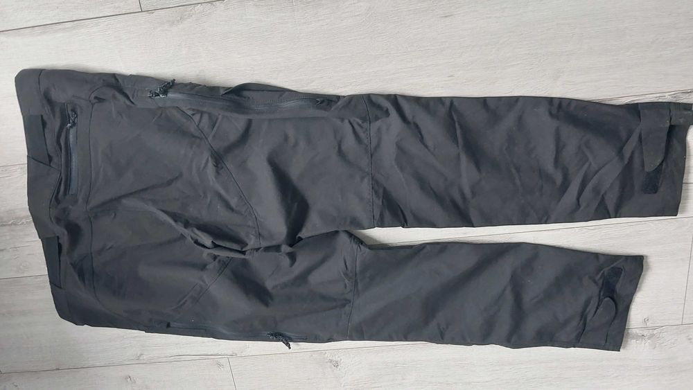 Spodnie Berghaus Vapourlight Fast Hike Pant - black/black