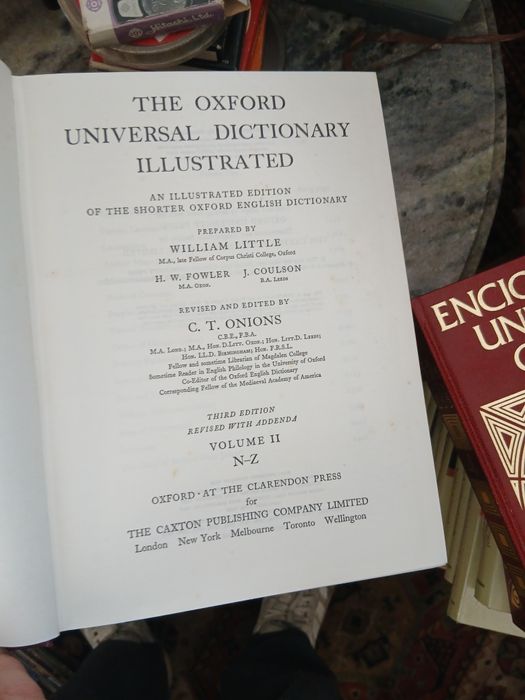 The Oxford Universal Dictionary (2 vol)