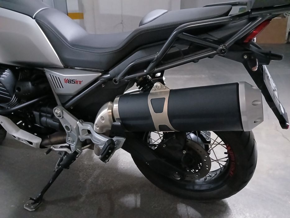 Moto Guzzi V85TT