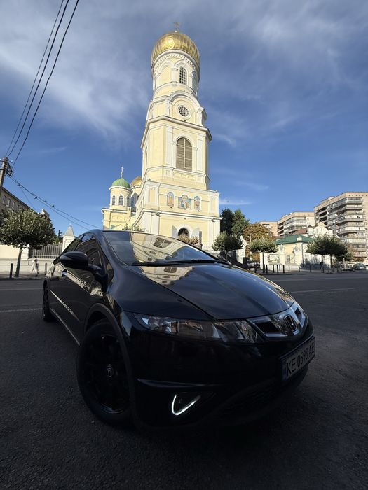 Honda civik 2008 5D , 1.8 газ/бенз ,6ст механика