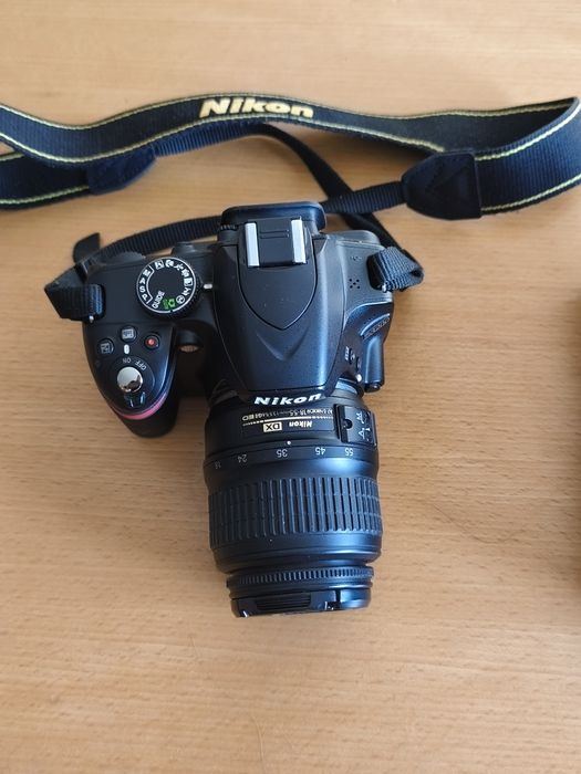 Vendo máquina fotográfica Nikon D3200