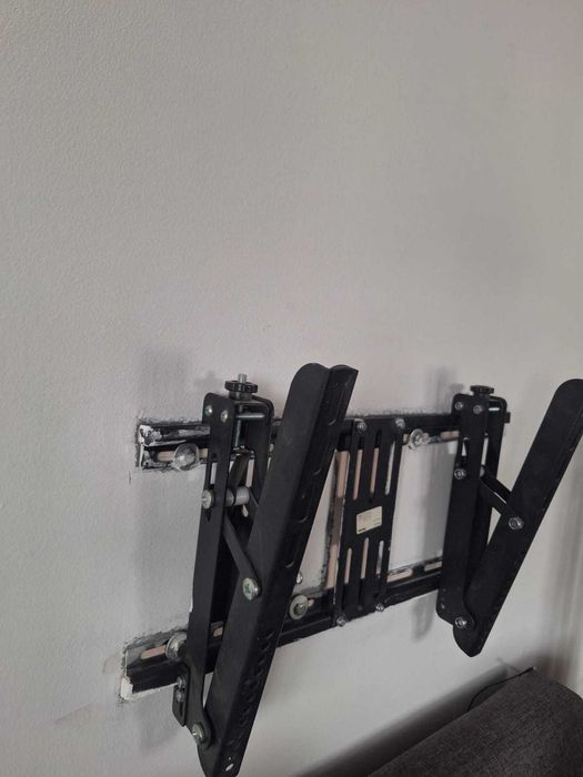 Uchwyt do telewizora Hama do 42" max. 75kg