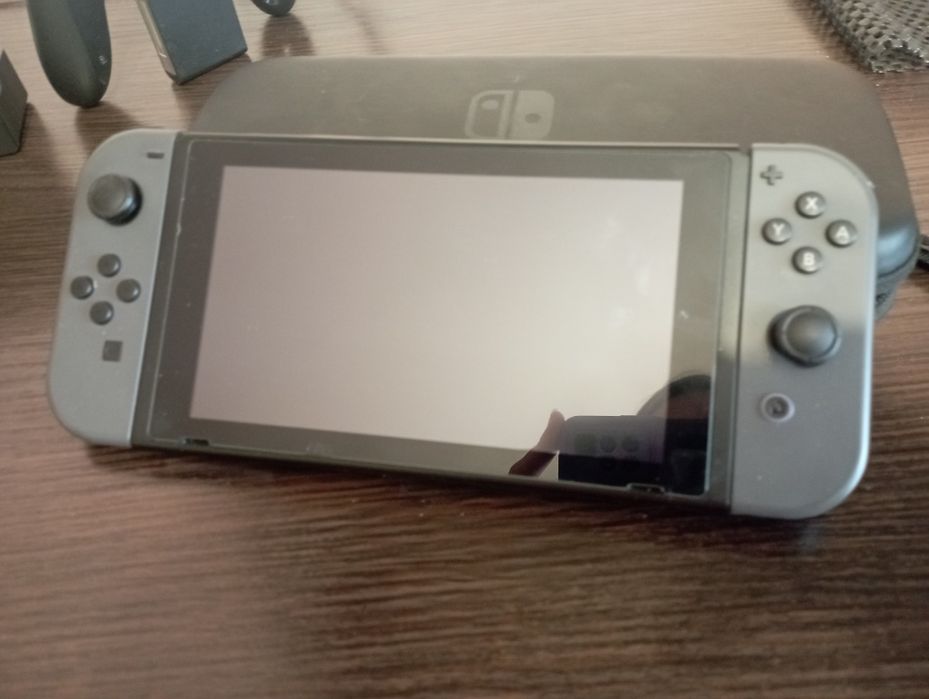 Nintendo Switch v2 (Full Kit) + Игры/ монстр хай монстер хай+ Чехол