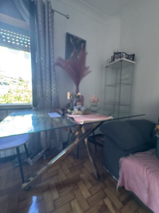 Vendo mesa de jantar