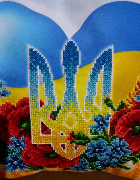 Наволочки на подушки вишиті