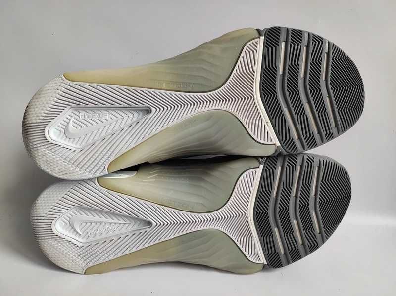 - Nike Metcon 8 AMP - Buty treningowe r. 49,5