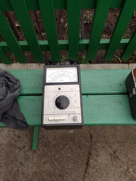 Мультиметр аналоговый