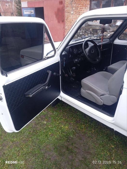 Нива 1,3 бензин 1990р