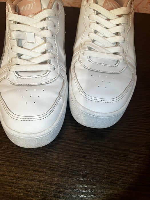 Продам жіночі кросівки Puma 38 розмір