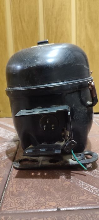 Продам компрессор Jiaxipera ZBS1115CY