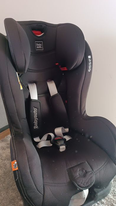 Cadeirinha de carro e de alimentação