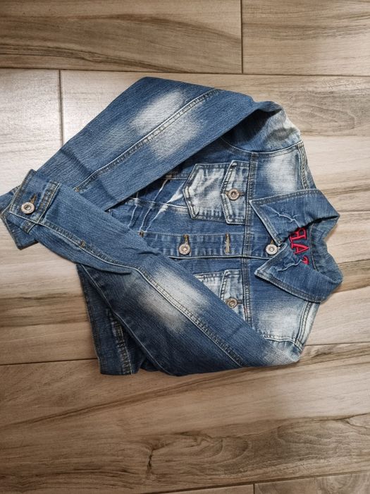 Roupa criança variada
