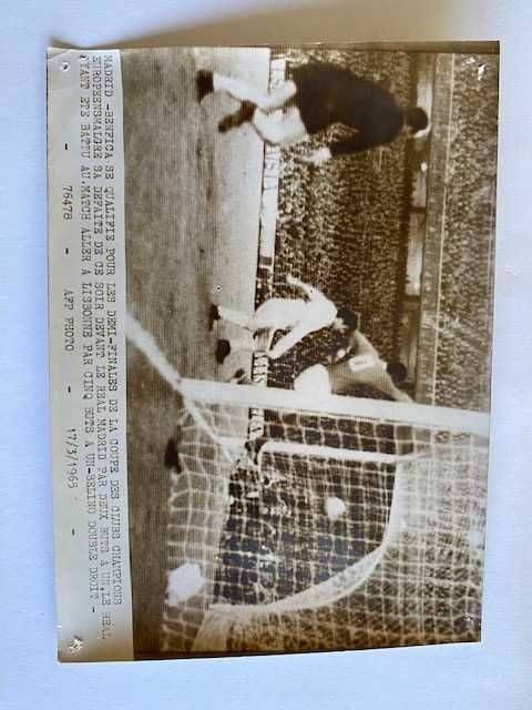 Foto Original 1965: Real Madrid vs Benfica - Taça dos Campeões Europeus - Associated Press