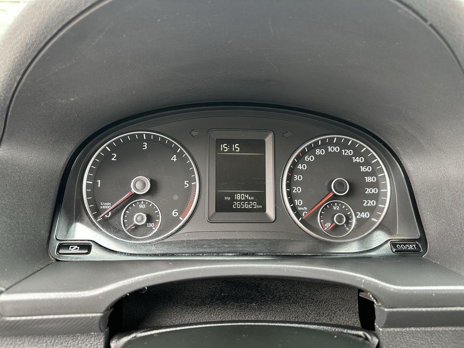 Продам Volkswagen Caddy 1.6
