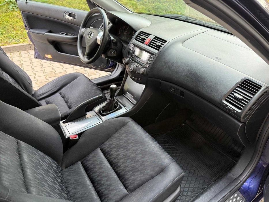 Honda Accord 2.0 z 2004 benzyna kombi