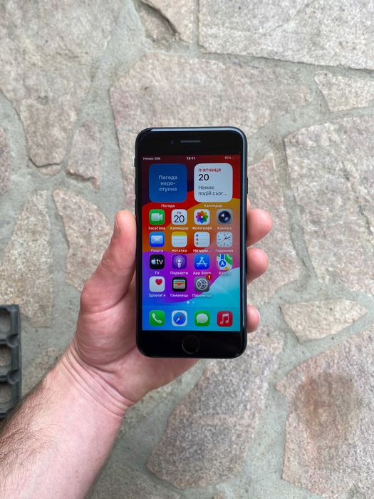 Iphone SE 2020 128 GB Neverlock АКБ 76% гарний стан гарантія