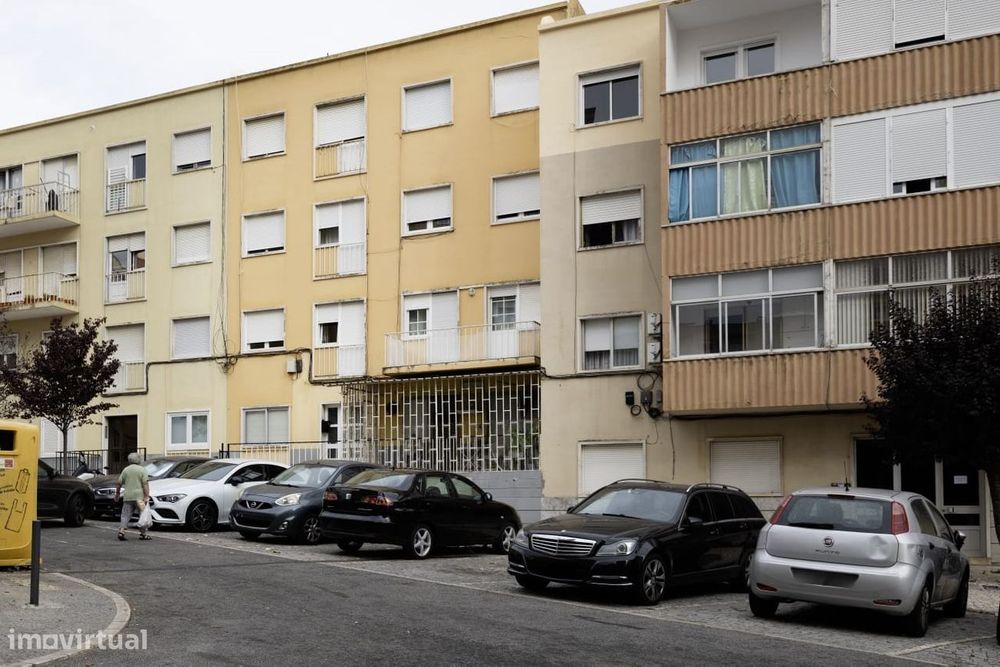 T1 com Logradouro Privativo na Pontinha – Pronto a Habitar e Junto ao