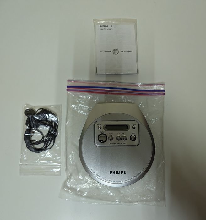 Портативний CD-плеєр Philips (модель серії АХ)