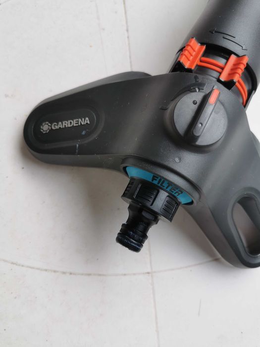 Aspersor oscilante AquaZoom L Gardena