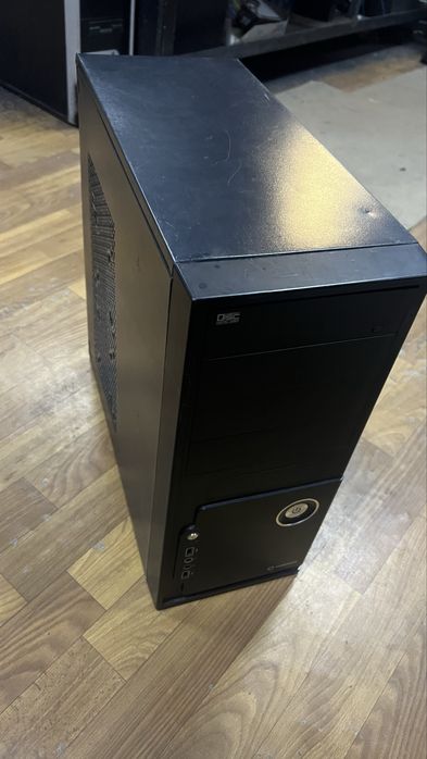 Антикризовий «Бомж ПК» 4 ядра 6гб оперативки відяха gt220 hdd 250