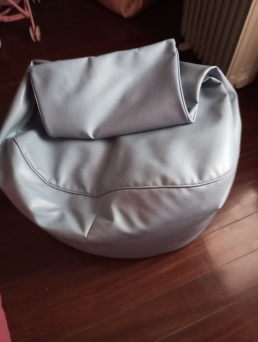 Puff azul claro bom estado