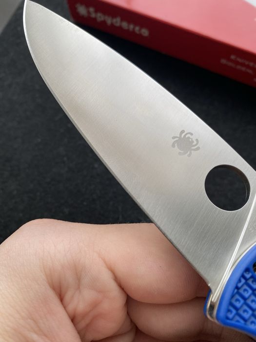 Spyderco Resilience lightweight 8Cr13MoV