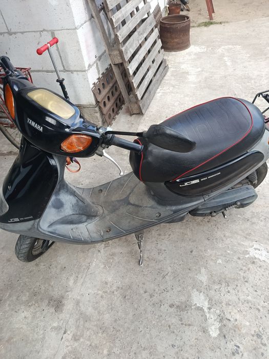 Продам скутер Ямаха Джок 10 1998г.в
