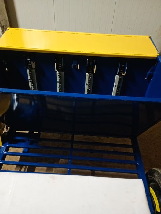 Sadzarka do cebuli dymki czosnku bobu