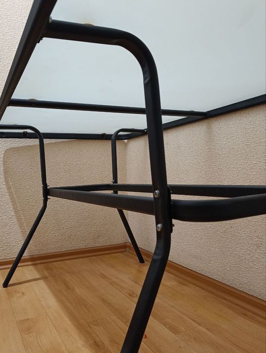 Стіл обідній для вулиці