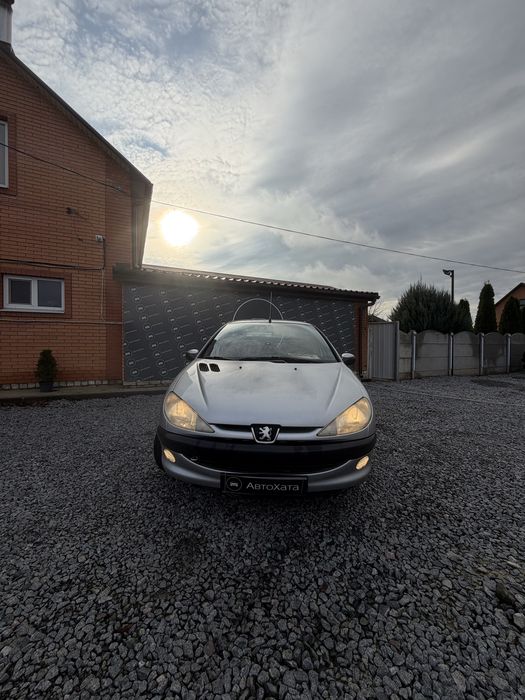 Peugeot 206 гарний стан