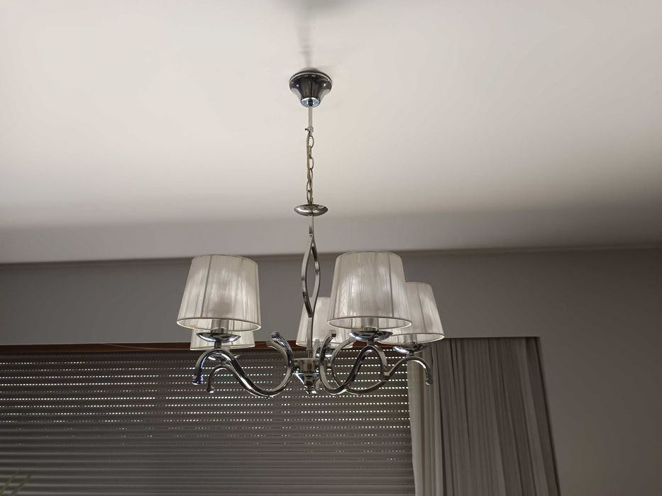 Candeeiro muito elegante