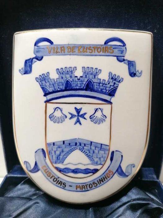 Brazão da Vila de Custoias