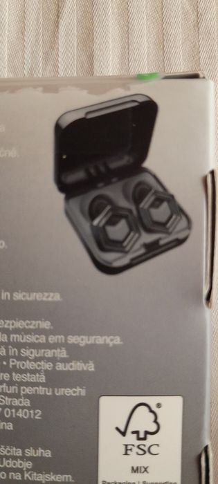 Do kolekcji - zatyczki do uszu 15dB - czarne - nowe