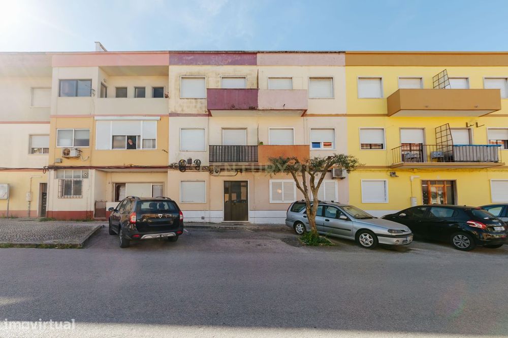 Apartamento T1 com Terraço em Montijo - Oportunidade Única! — Montijo E Afonsoeiro, Setúbal