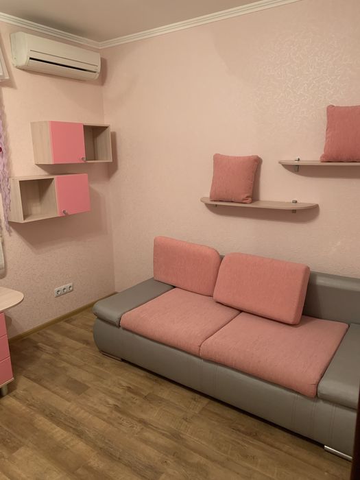 Помесячная аренда дома с сауной и бильярдом