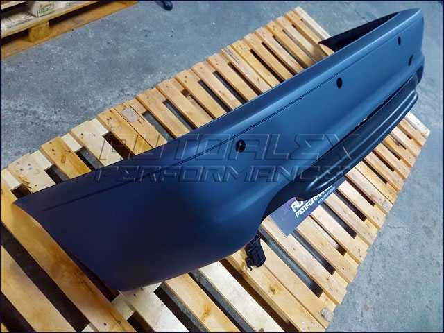 Para-Choques Traseiro Pack-M BMW E46 Coupe / Cabrio  AAP50381