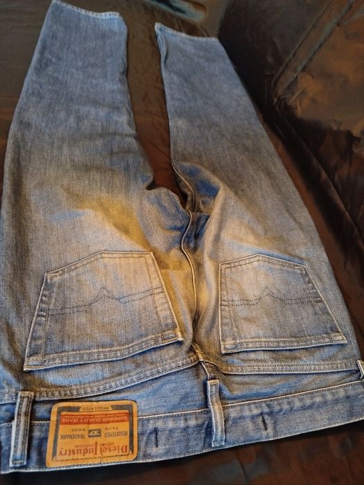 Jeansy Diesel Industry