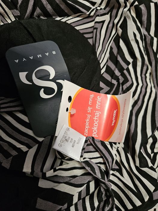 Jedwabiu apaszka nowa