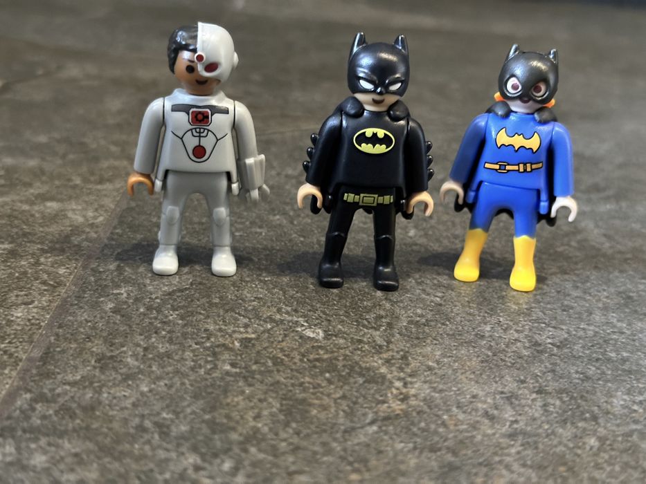 Киндеры Супергерои