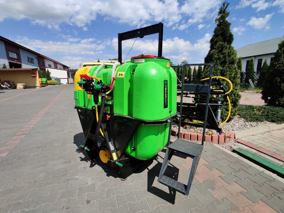 Opryskiwacz polowy zawieszany 600 litrów SHOGUN lanca 15m