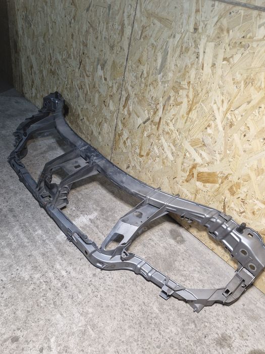 Телевізор форд мондео 4 Цілий в гарному стані