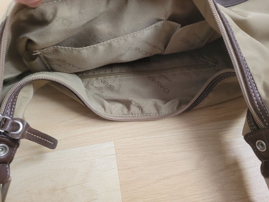 Torebka hobo David Jones