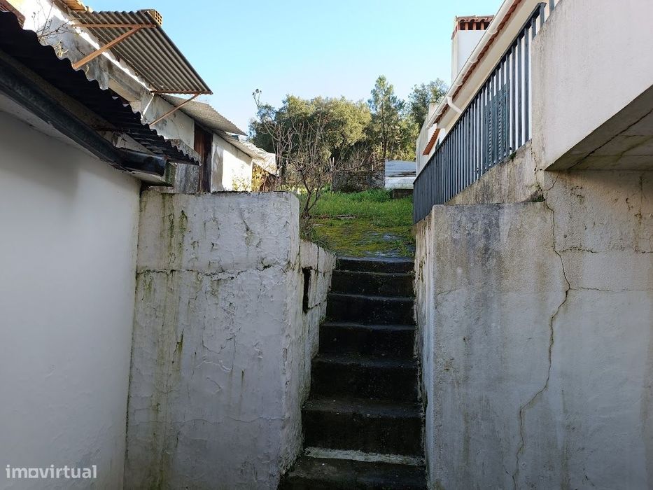 Moradia T3 -  Vale das Mós  - Abrantes