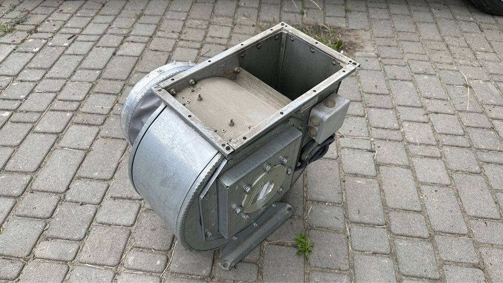 Вентилятор внутренний Улитка ZIEHL-ABEGG RE28P-4DK.6F.1R