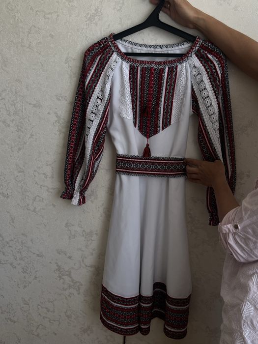 Сукня вишита розмір s