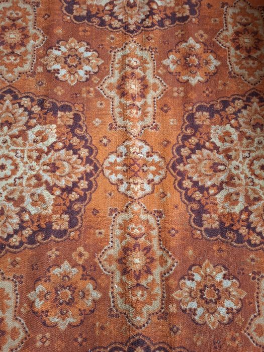 Продам килими...